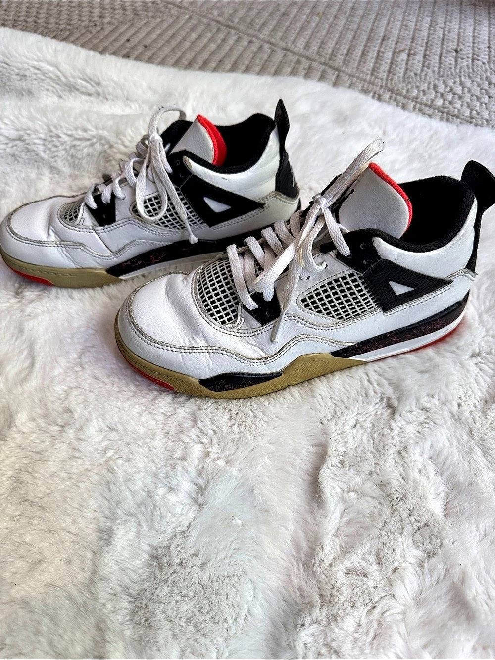 Jordan Air Jordan 4 Retro White Cement Sneakers White & Black US 3